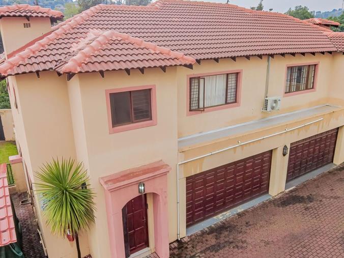 Townhouse for sale in Eastcliff&nbsp;Johannesburg
