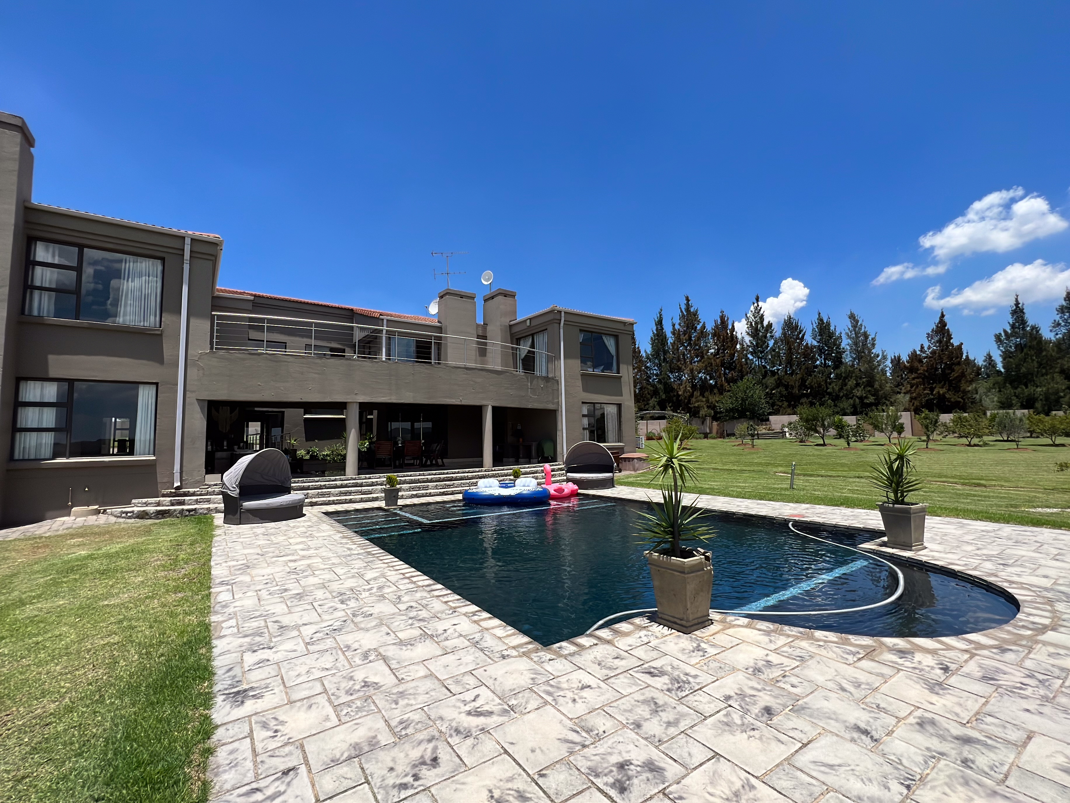 House for sale in Blue saddle ranches&nbsp;Randvaal